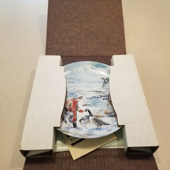 Sharing plate vintage Bradford Exchange collection with coa and original box - Picture 8 of 9